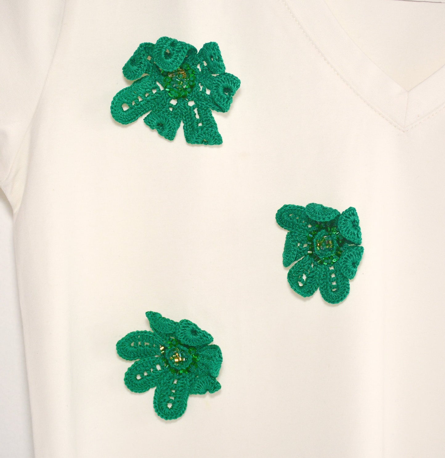 Embroidered T-Shirt Hojarasca